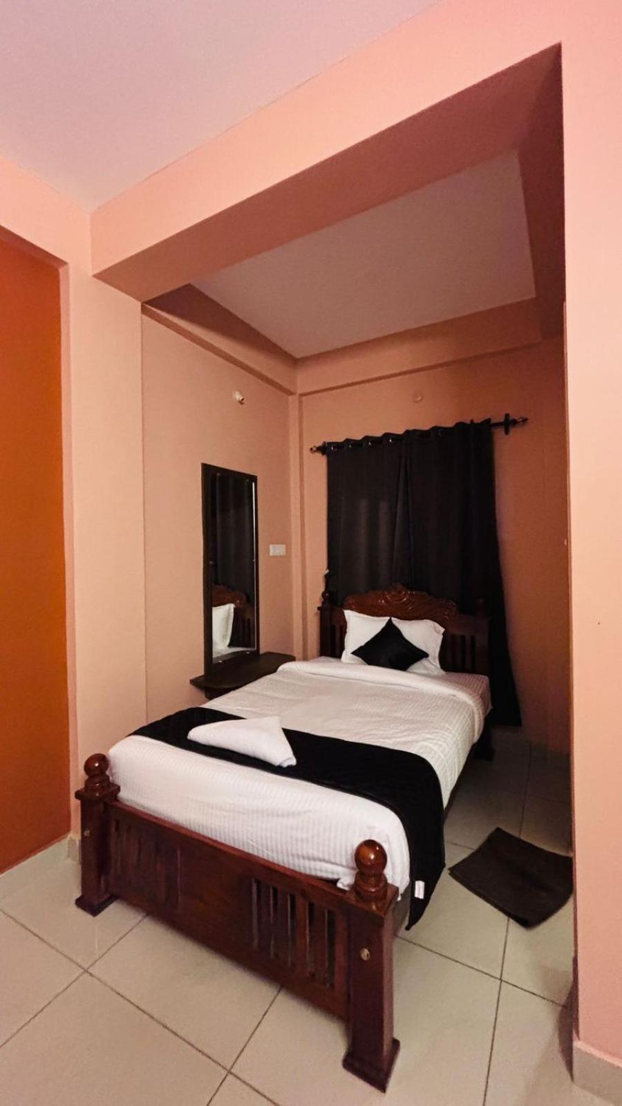 Sai Nivas Homestay ポンディシェリ エクステリア 写真